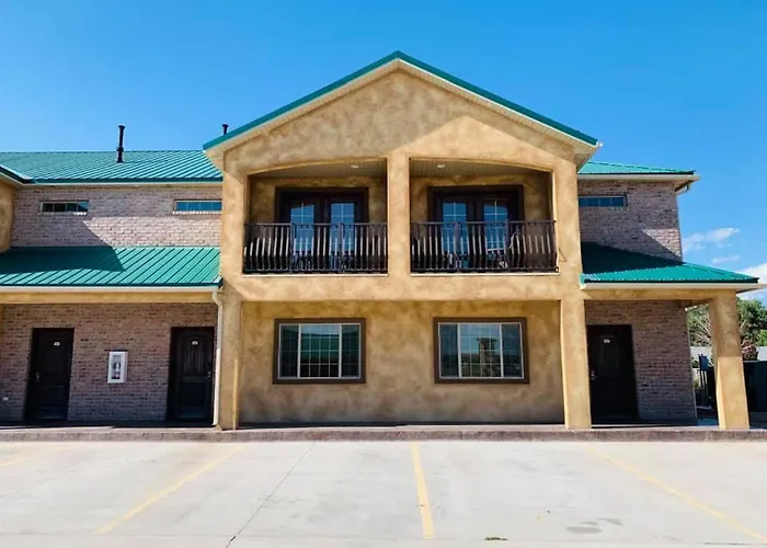 Cb&M Executive Suites